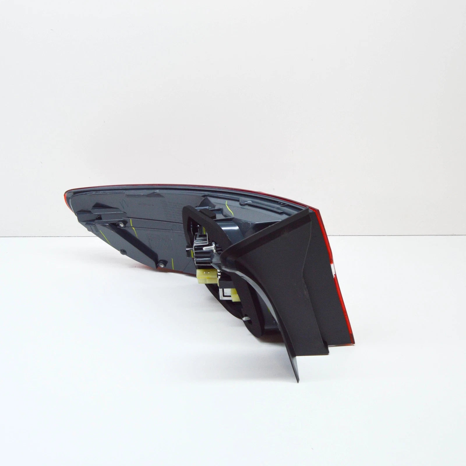 NEW BMW X6 E71 REAR RIGHT TAILLIGHT 63217295004 7295004 ORIGINAL