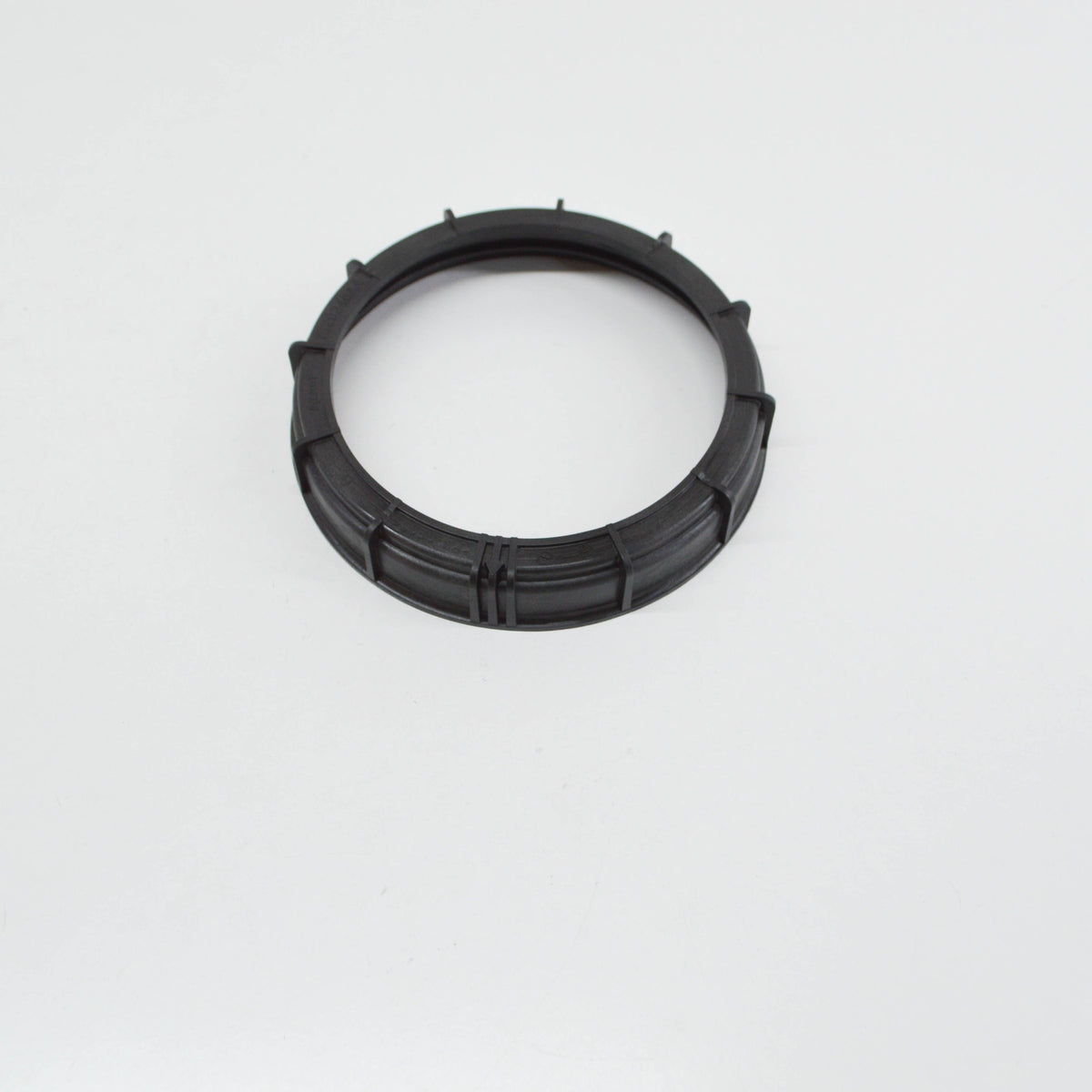 new audi q5 8r diesel exhaust fluid (def) pump lock ring 8r0131975 original