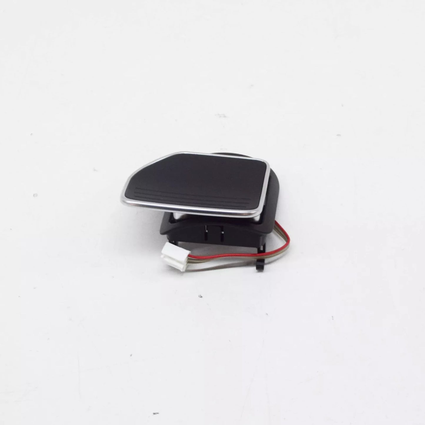 NEW AUDI A3 8P RIGHT STEERING WHEEL SHIFT PADDLE 8J0951528C3Q7 ORIGINAL