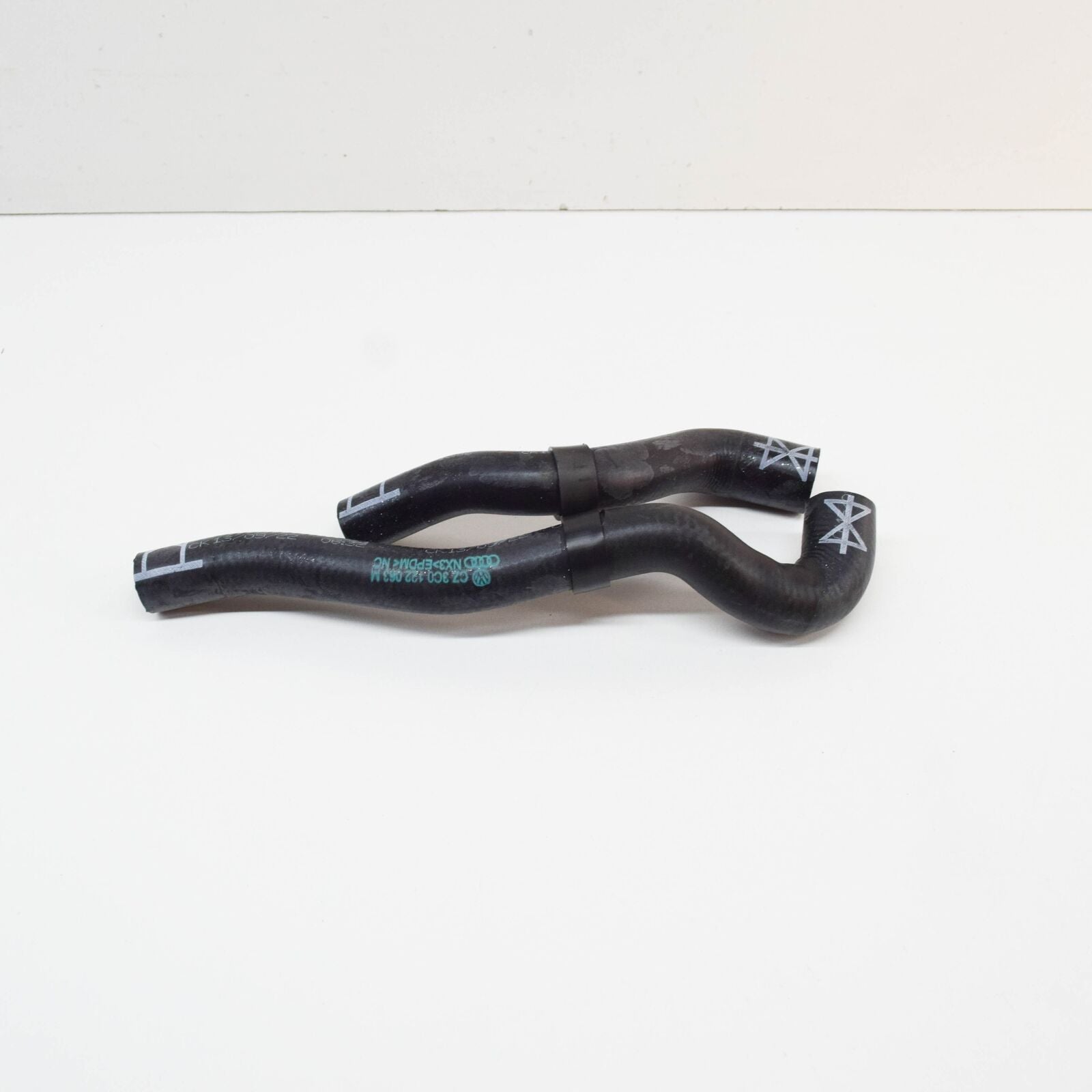 NEW AUDI TT 8J3 ENGINE COOLANT HOSE 3C0122063M ORIGINAL