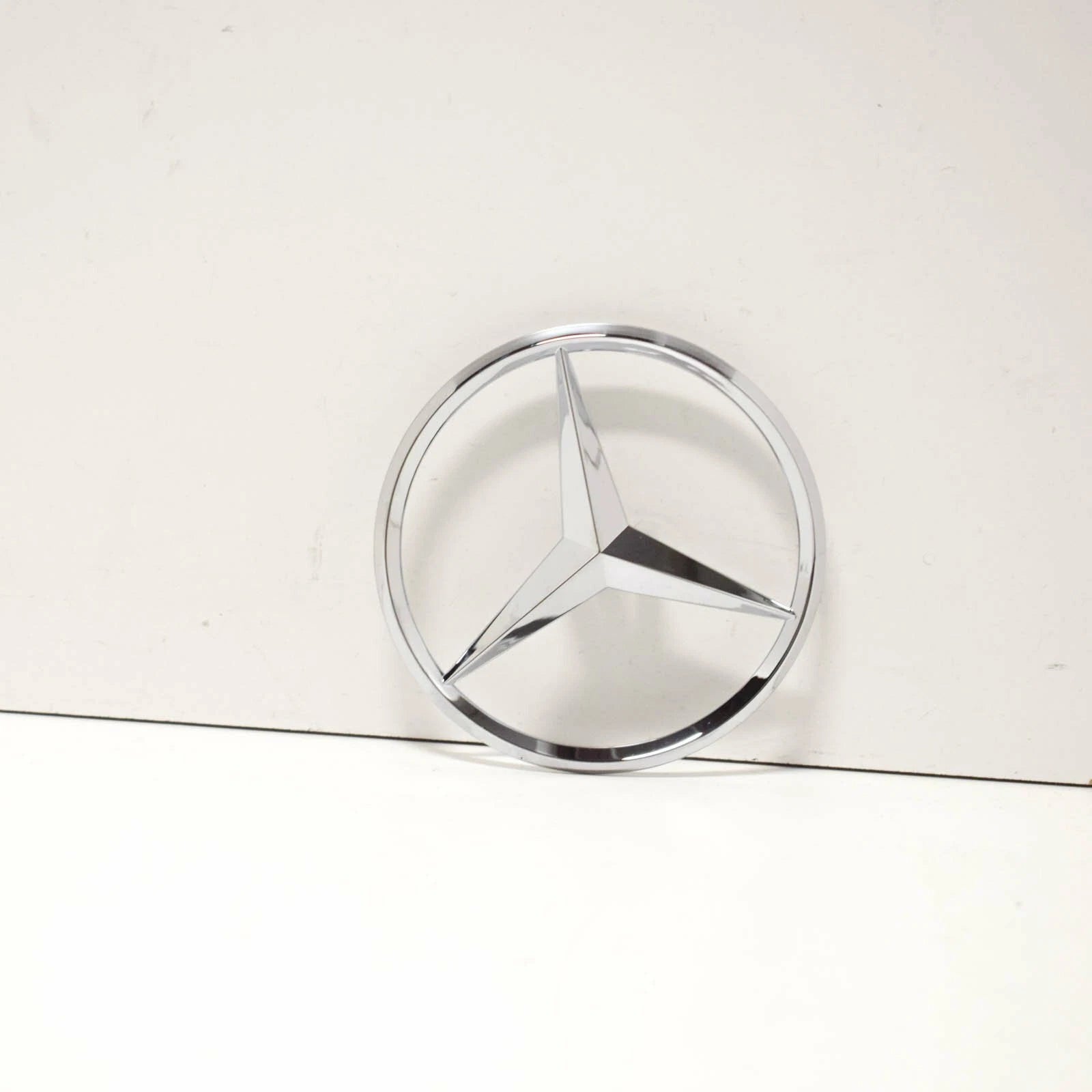 NEW MERCEDES-BENZ C W203 REAR PANEL DOOR BADGE EMBLEM STAR A2037580258
