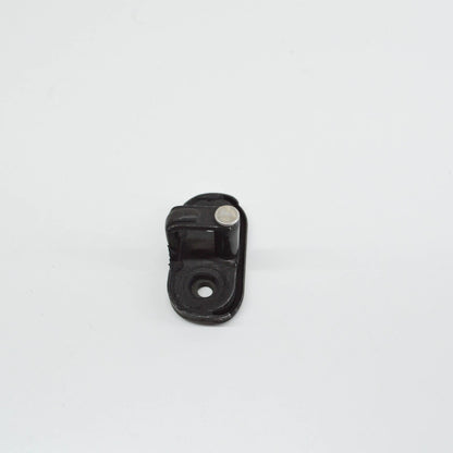 NEW VOLKSWAGEN GOLF MK8 CD1 LIFTGATE LOCK STRIKER PLATE LOWER 2G6827517A
