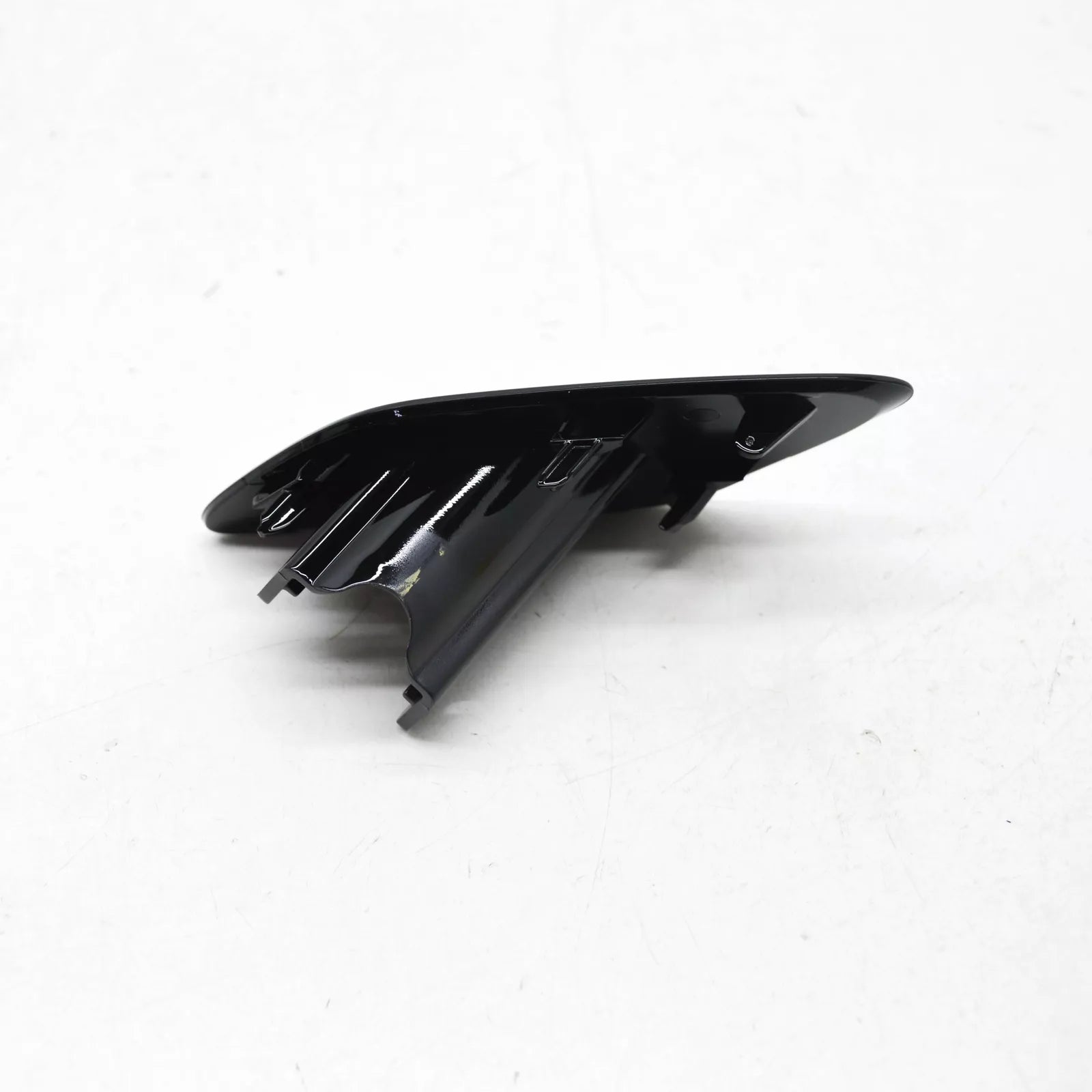 NEW AUDI A3 8Y FRONT RIGHT HEADLIGHT WASHER COVER CAP 8Y0955276BY9B ORIGINAL