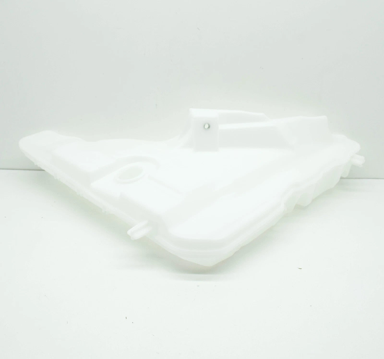 NEW AUDI Q8 4MN WINDSHIELD WASH WATER RESERVOIR 4M0955452C ORIGINAL