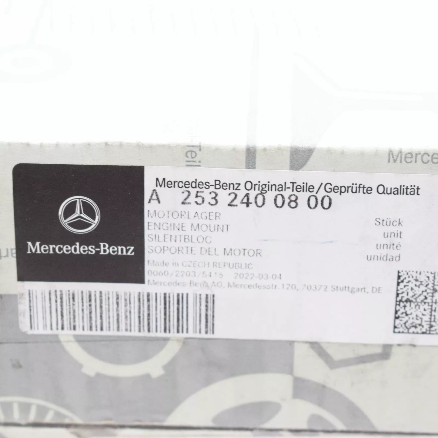 NEW MERCEDES-BENZ GLC COUPE C253 FRONT RIGHT ENGINE MOUNT A2532400800