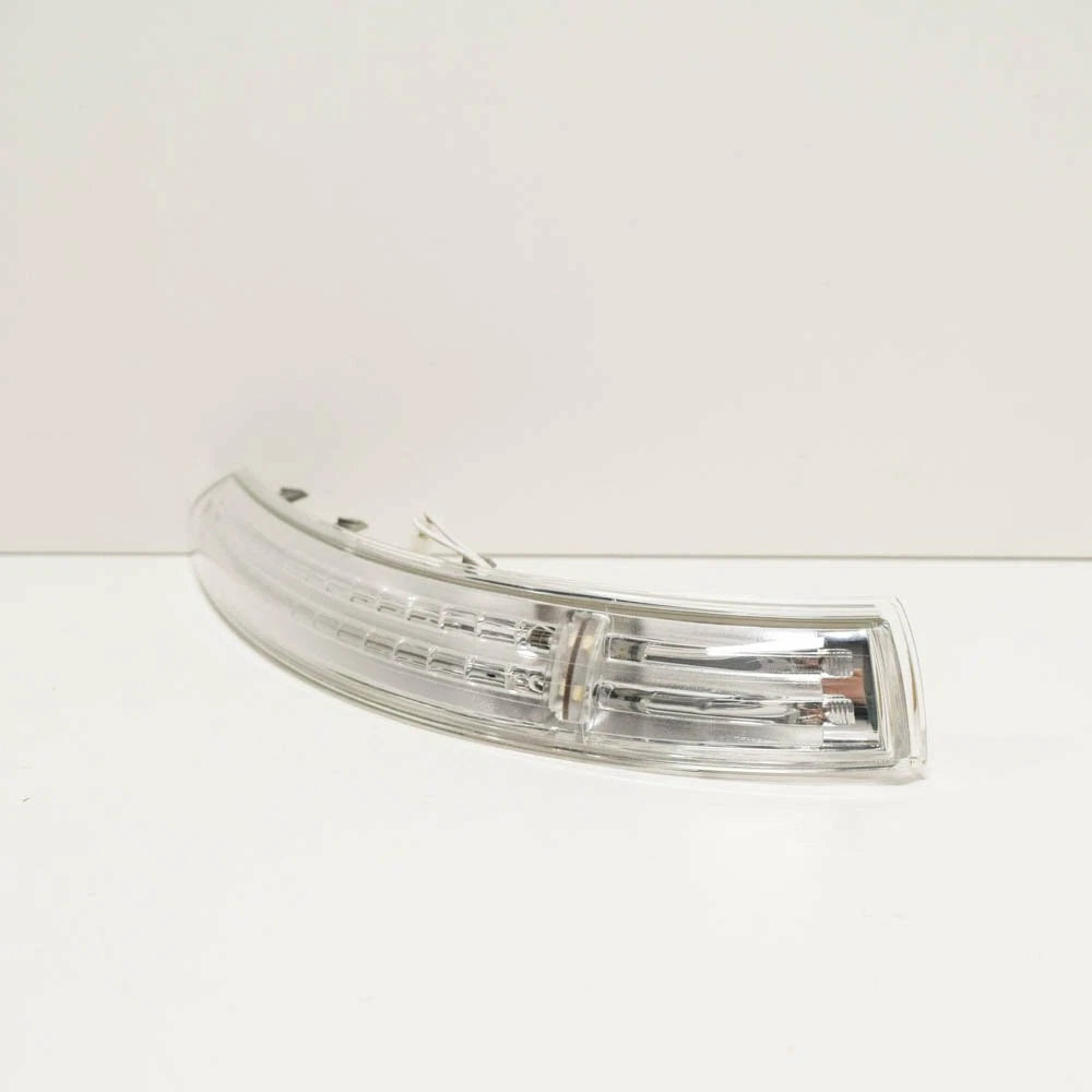 NEW VW TOUAREG 7LA FRONT RIGHT DOOR MIRROR TURN INDICATOR 7L6949102C