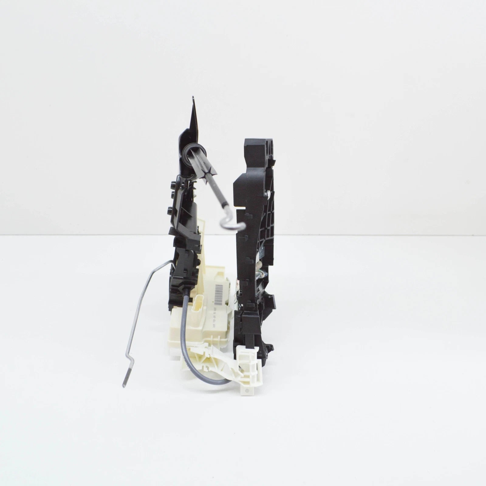 NEW MERCEDES-BENZ A W169 FRONT RIGHT DOOR LOCK LHD A1697204235 ORIGINAL