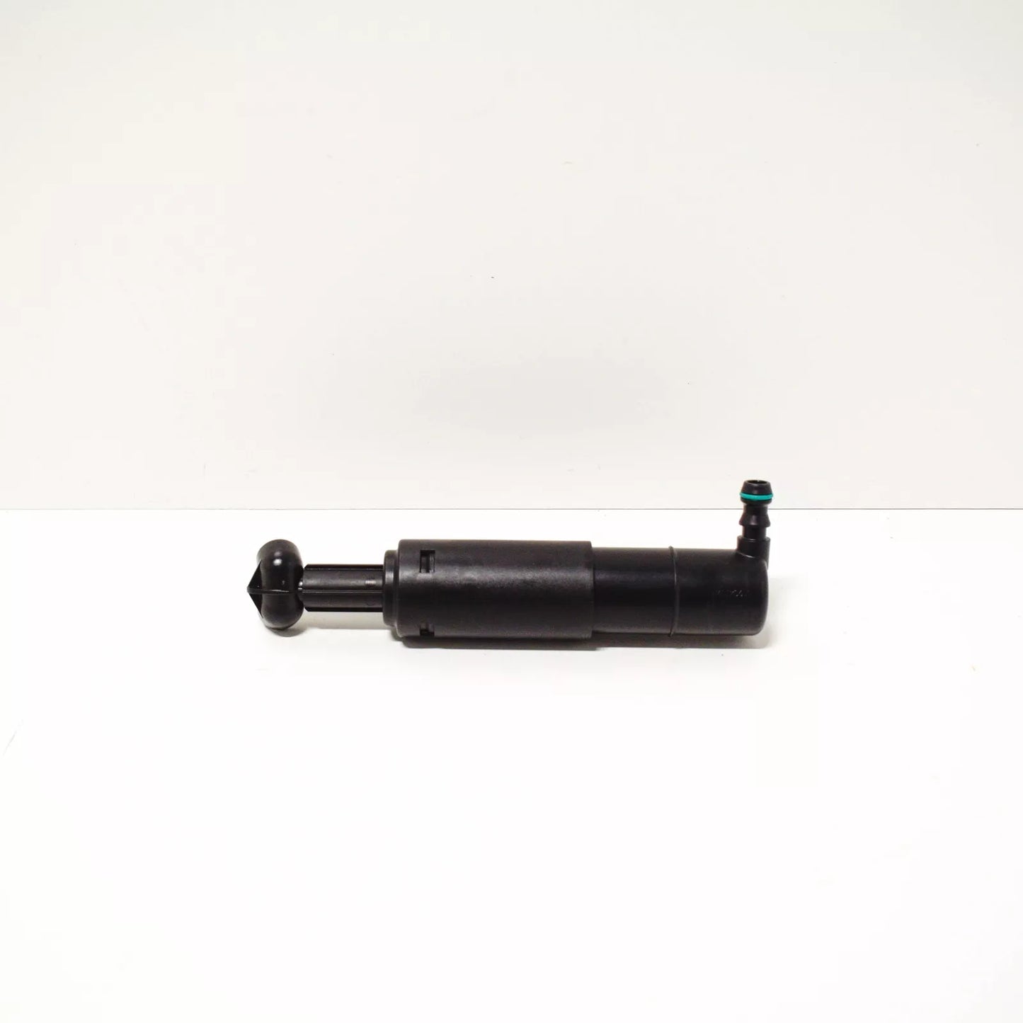 NEW MERCEDES-BENZ C-CLASS W204 RIGHT HEADLIGHT WASHER NOZZLE A2048602847