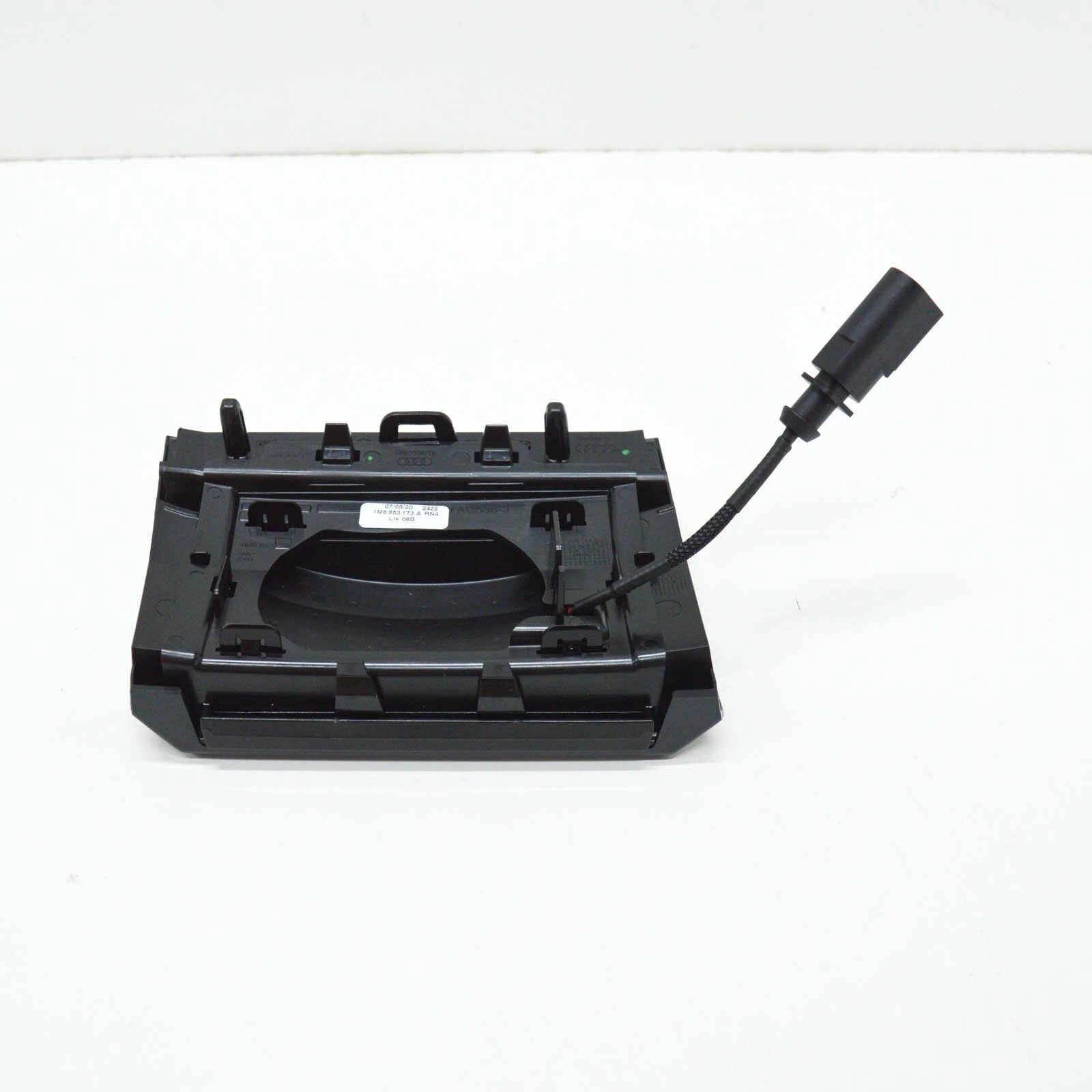 NEW AUDI Q8 FRONT BUMPER GRILLE LEFT MOLDING BEZEL 4M8853173ARN4