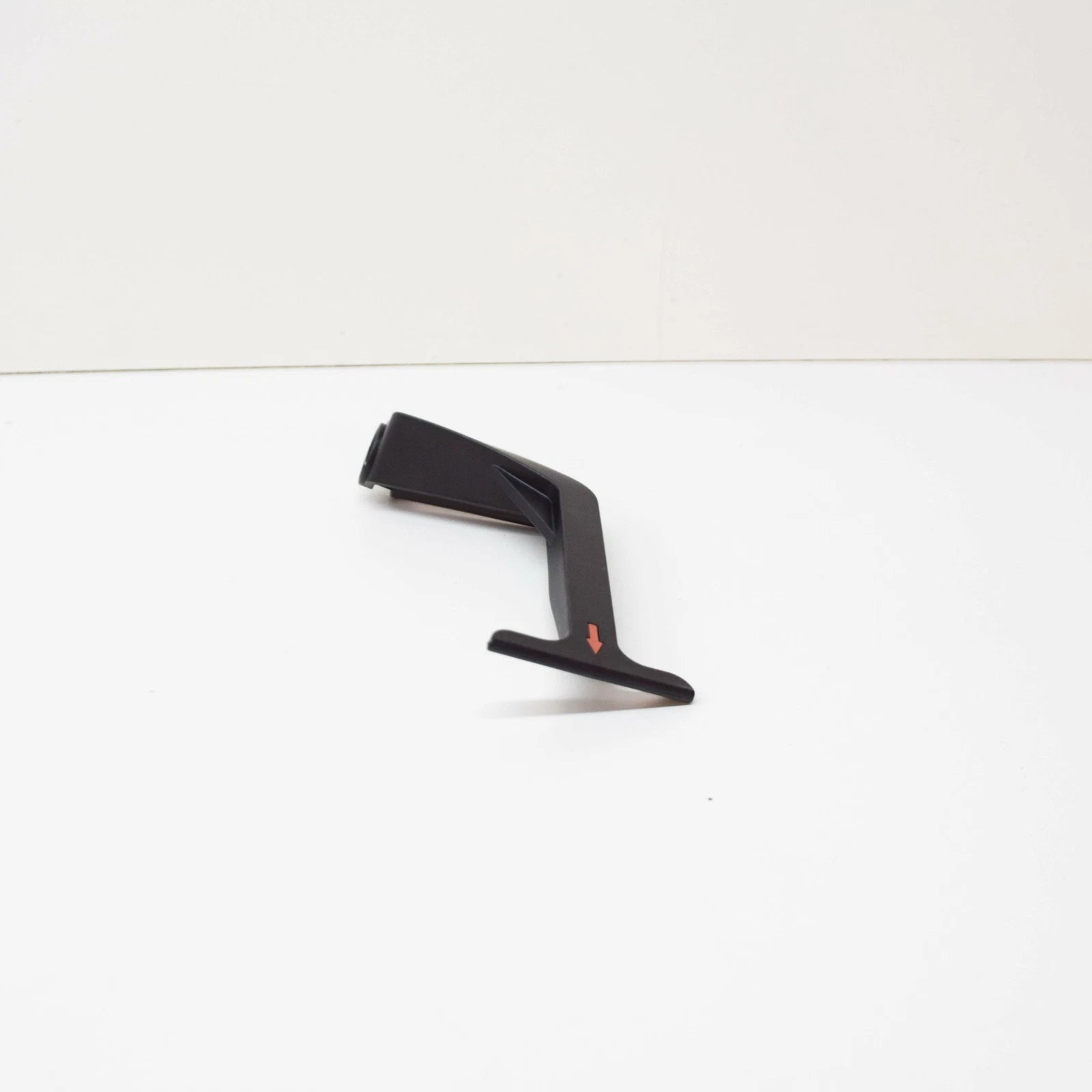 NEW MERCEDES-BENZ S W221 ENGINE HOOD CATCH RETAINING HOOK A2218800564 ORIGINAL