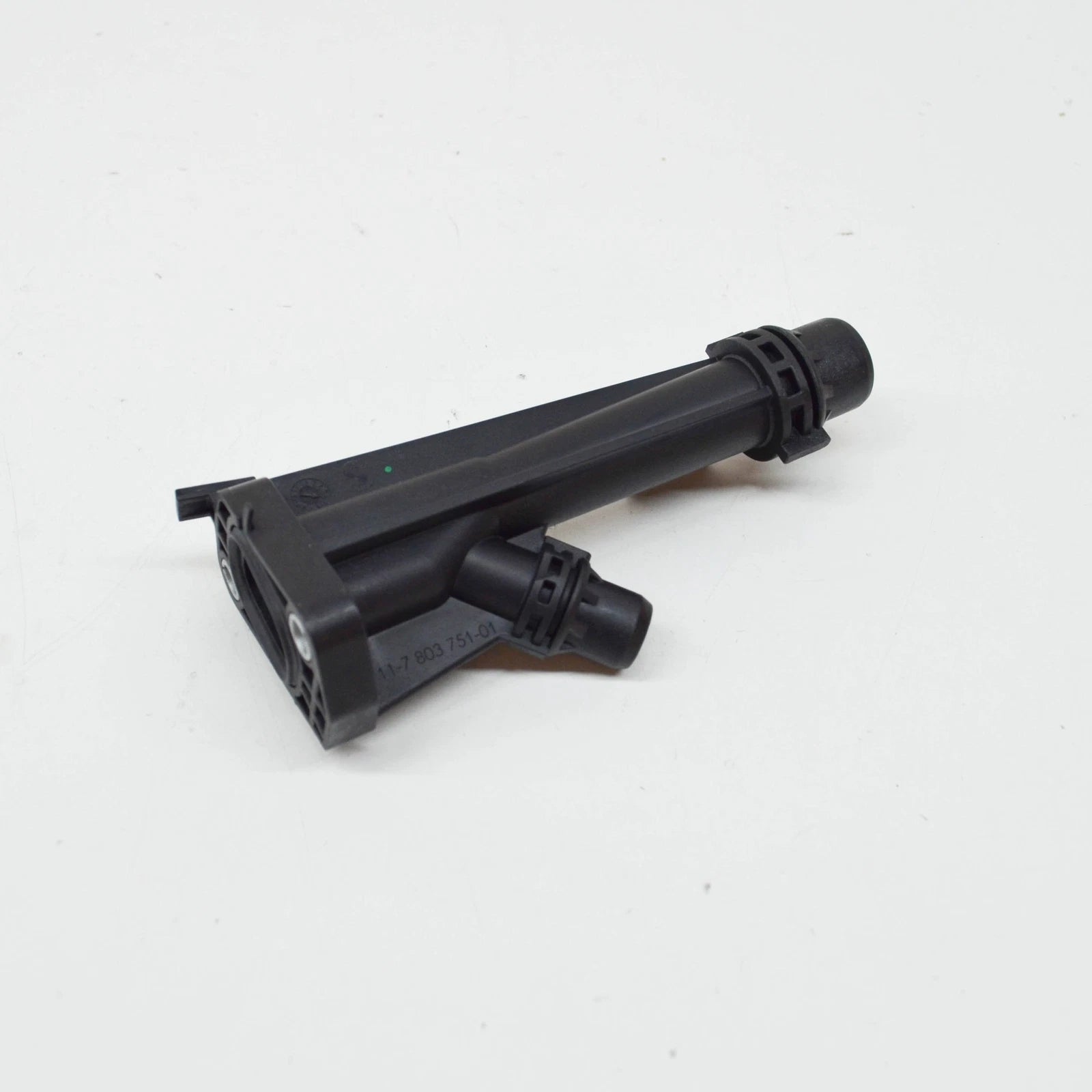 NEW BMW X5 E70 COOLING SYSTEM CONNECTOR 11117803751 7803751 ORIGINAL