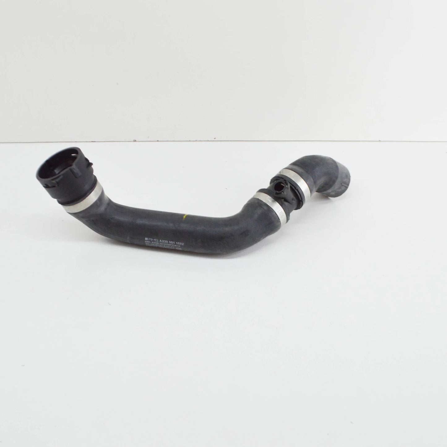 NEW MERCEDES-BENZ SL R230 AMG RADIATOR TOP COOLANT HOSE A2305011582 ORIGINAL