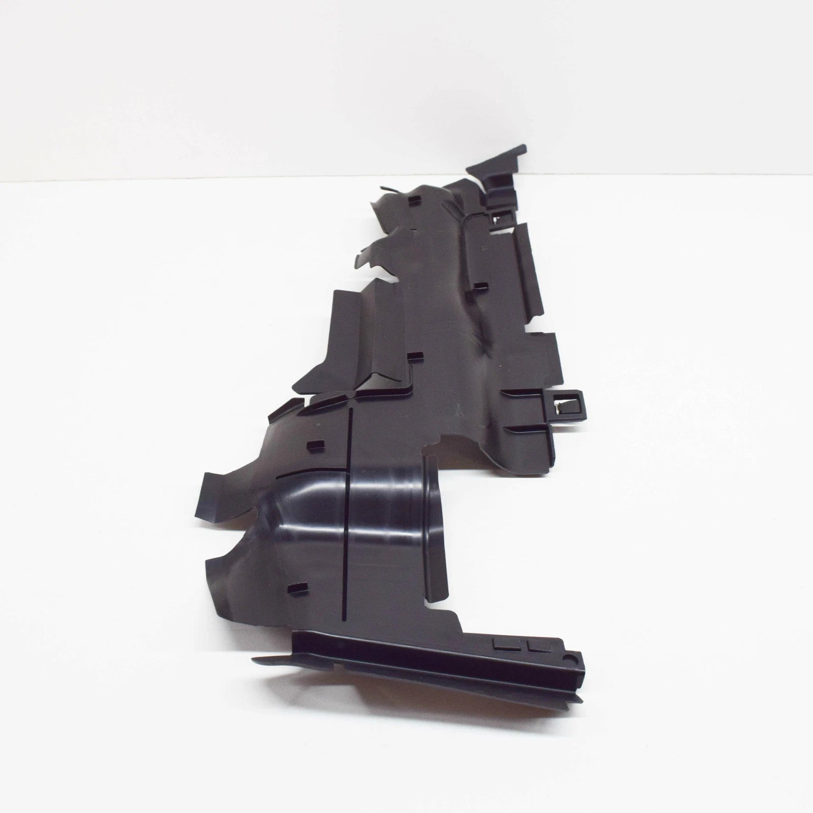 NEW AUDI A5 8W6 RADIATOR RIGHT AIR DUCT 8W6121284AF ORIGINAL