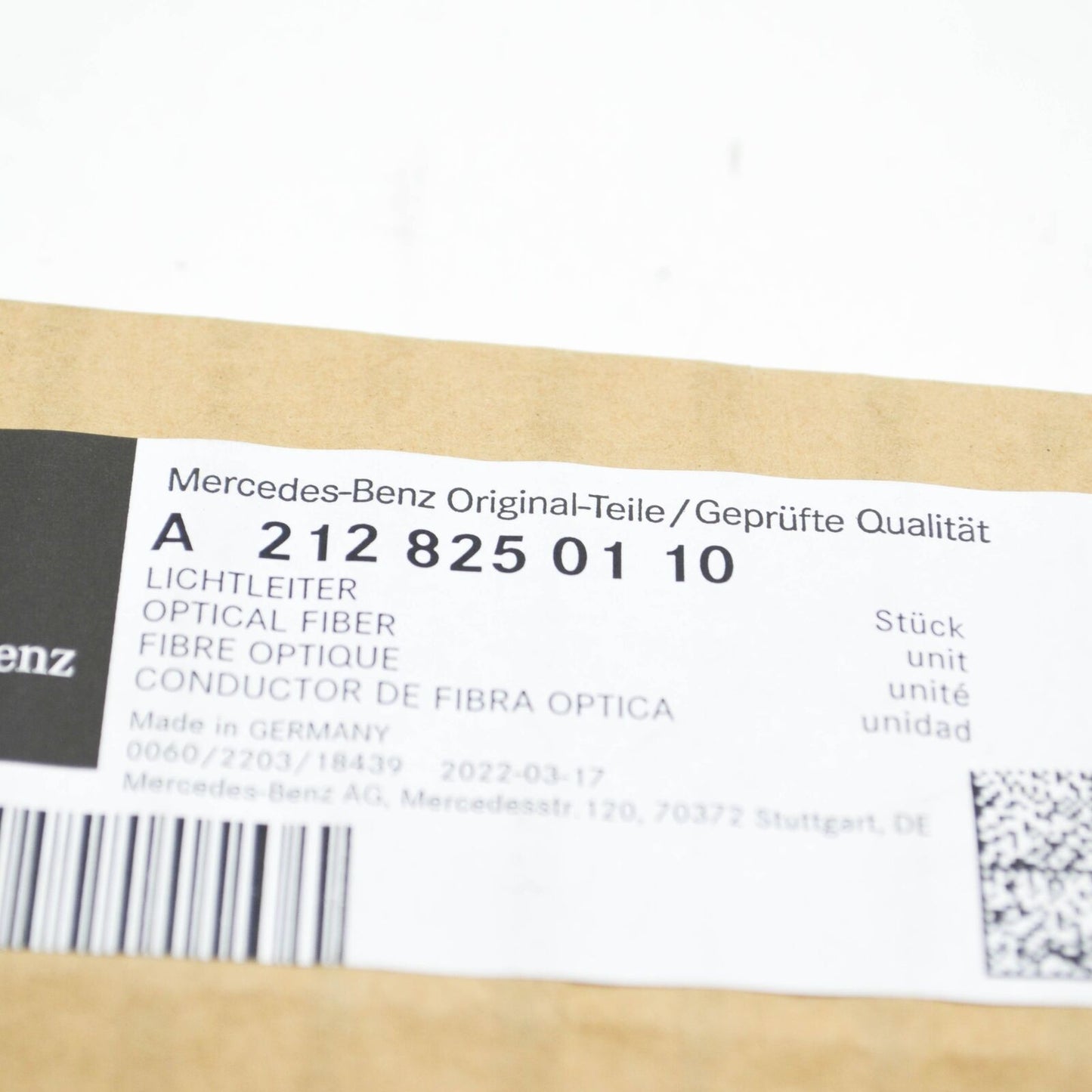 NEW MERCEDES-BENZ E-CLASS T-MODEL S212 REAR LEFT LIGHT GUIDE A2128250110