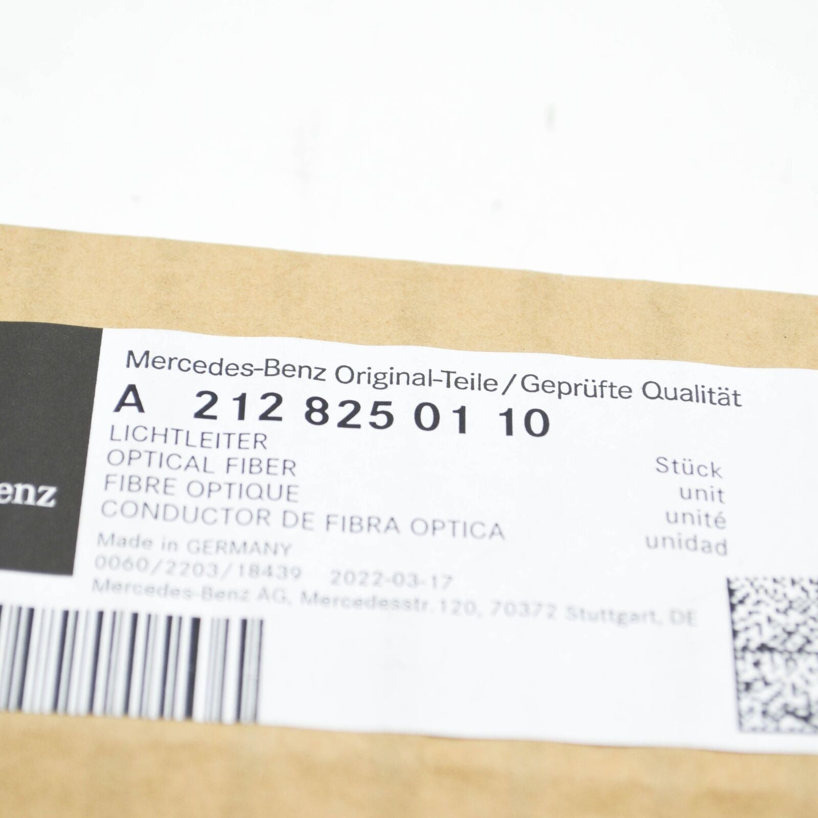 NEW MERCEDES-BENZ E-CLASS T-MODEL S212 REAR LEFT LIGHT GUIDE A2128250110