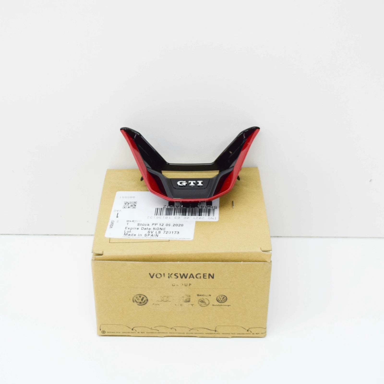 NEW VOLKSWAGEN GOLF MK8 STEERING WHEEL GTI TRIM 5H0419659AWUZ ORIGINAL