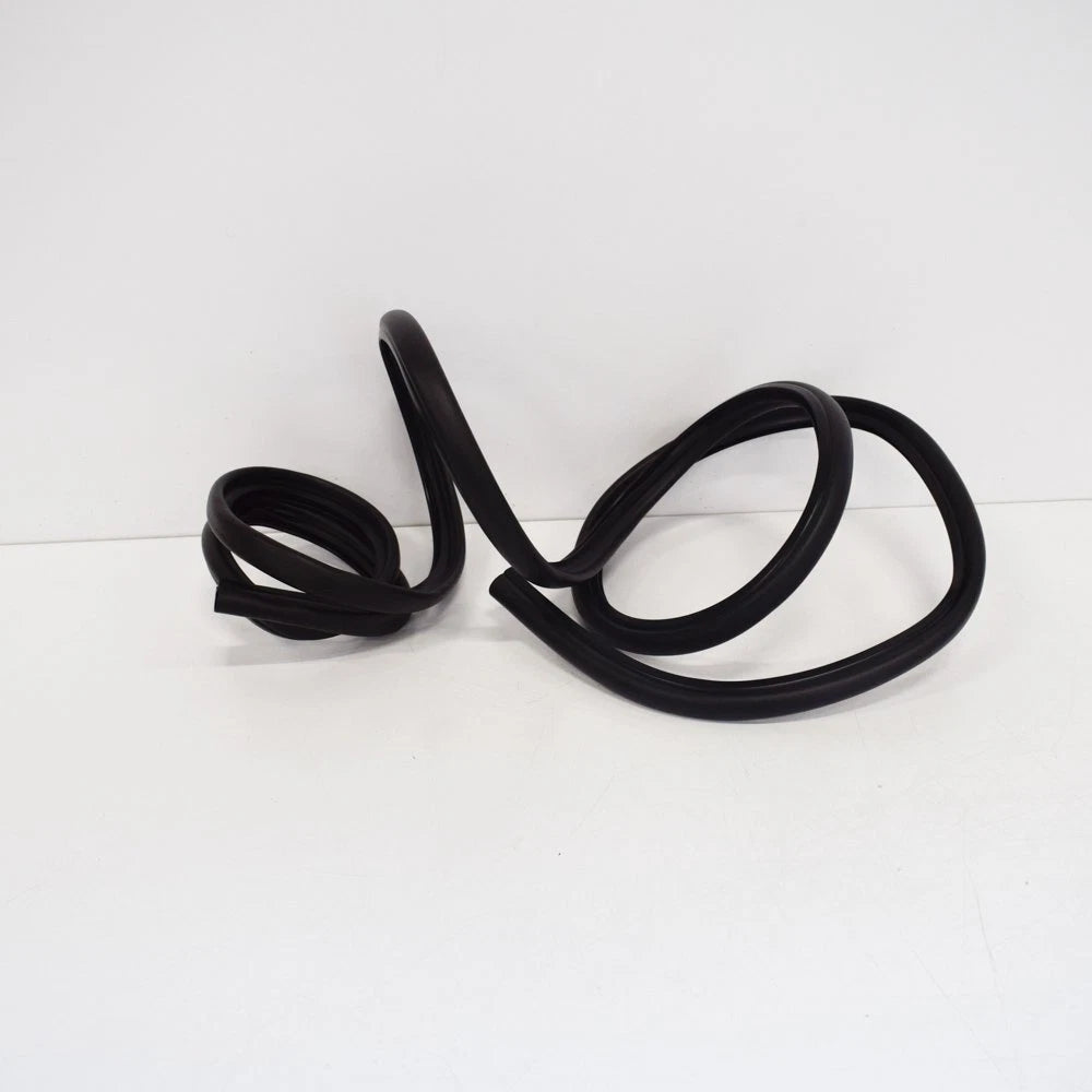 NEW BMW F01 F02 F03 F04 HYBRID HOOD SEALS REAR HOOD SEAL 51767019775 7019775