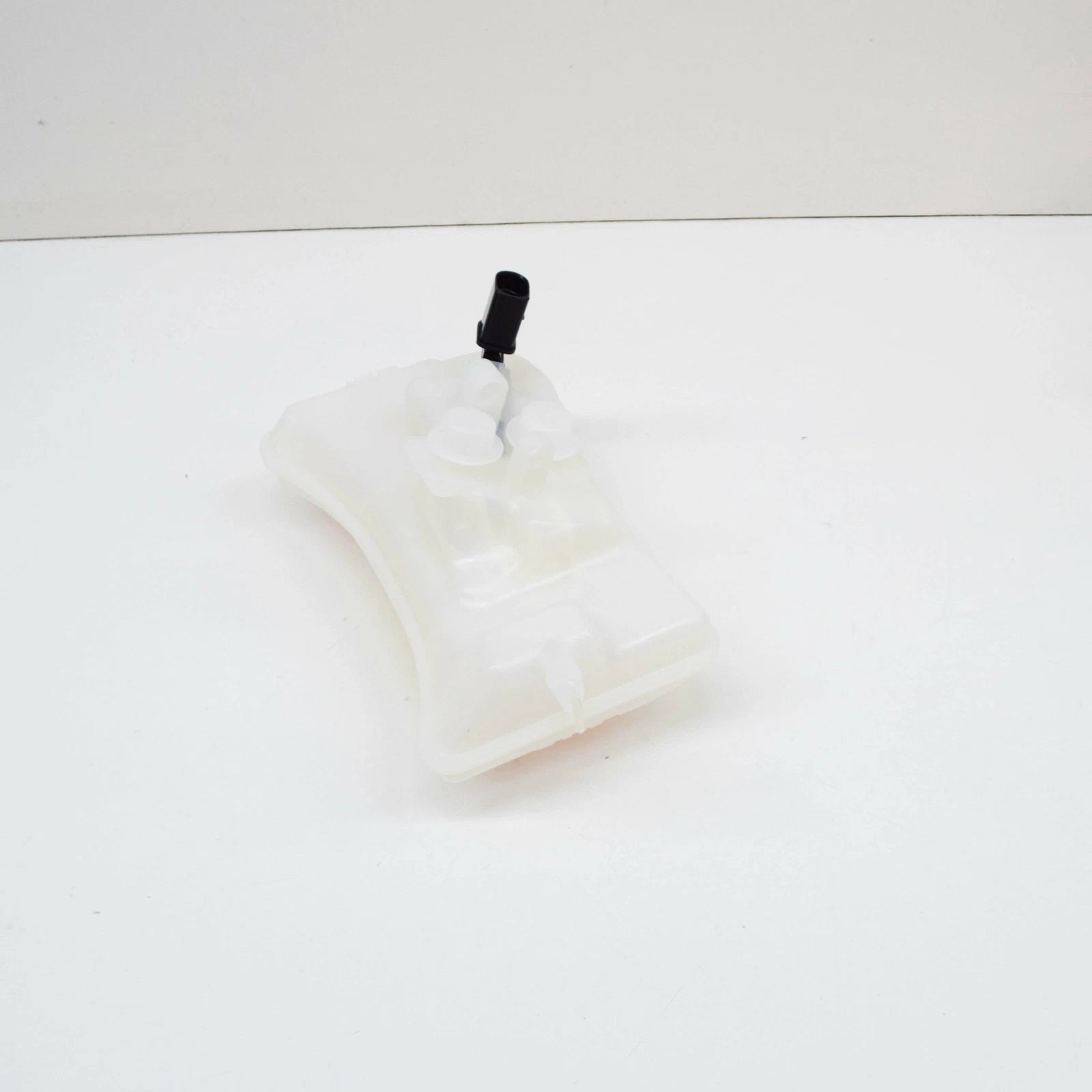 NEW AUDI A6 C6 BRAKE FLUID TANK 8E0611301G 3.0 PETROL