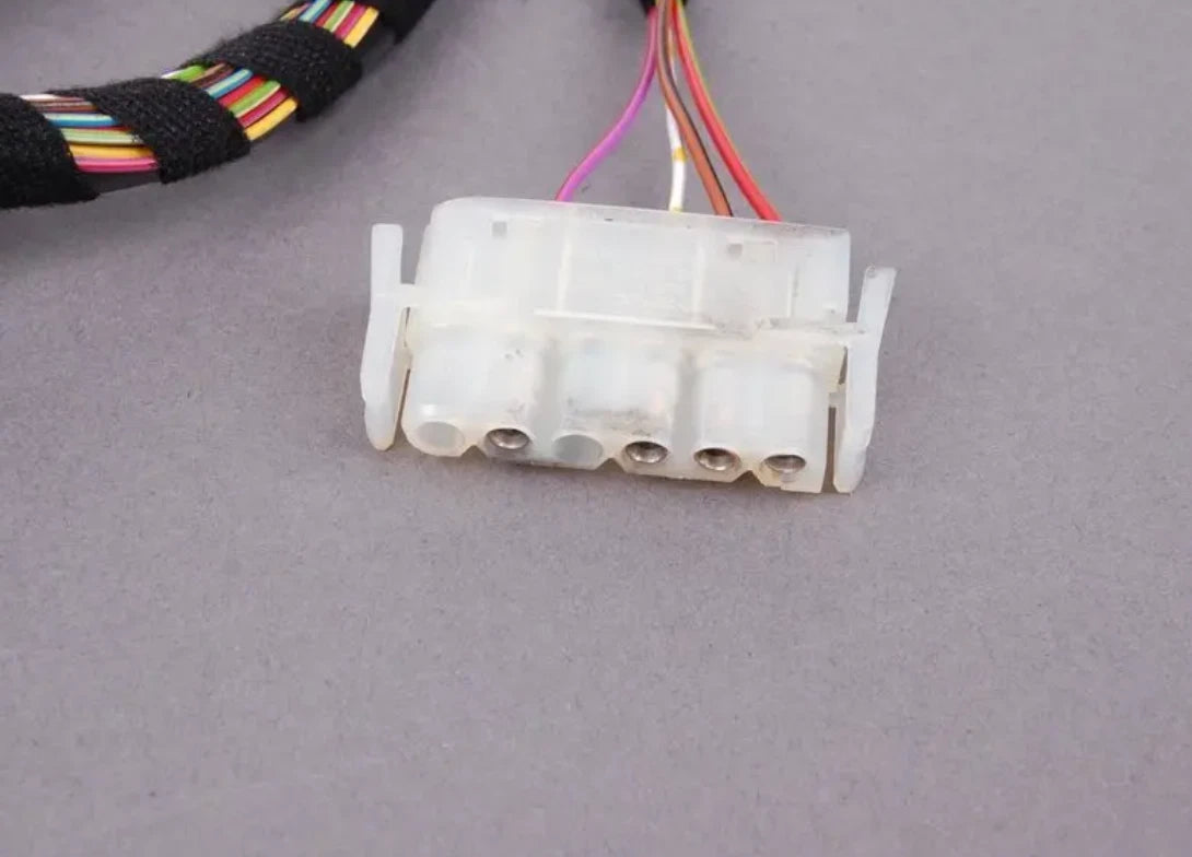 NEW BMW 7 E38 NAVIGATION CONNECTING LEAD 61128377432 8377432 ORIGINAL