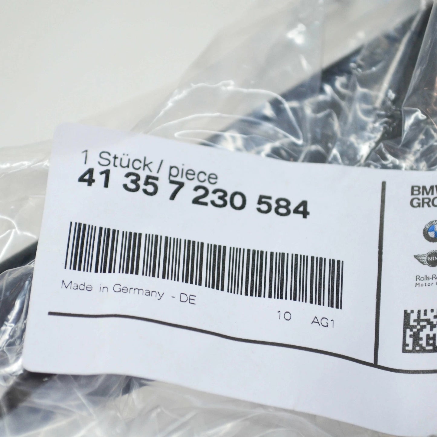 NEW BMW 6 CABRIO F12 FRONT RIGHT FENDER WING HOLDER 41357230584 ORIGINAL