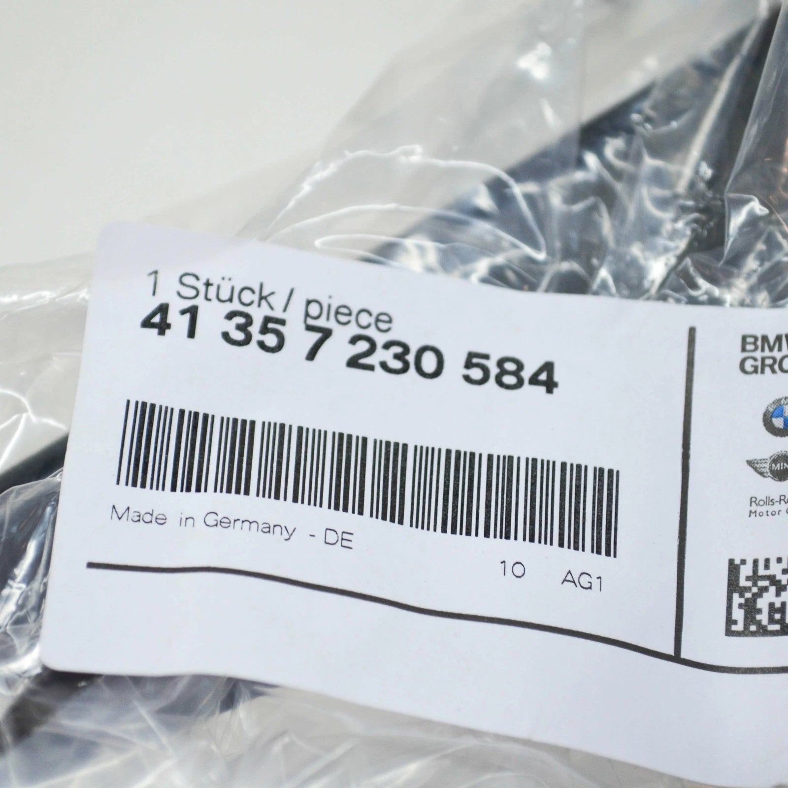 NEW BMW 6 CABRIO F12 FRONT RIGHT FENDER WING HOLDER 41357230584 ORIGINAL