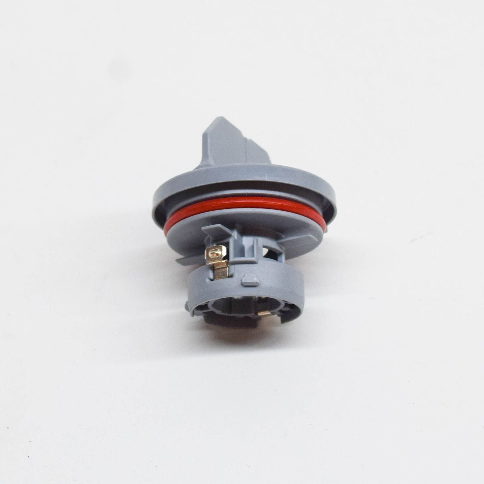 NEW MERCEDES-BENZ C W203 FRONT LEFT TURN SIGNAL LAMP HOLDER A0018263482 ORIGINAL