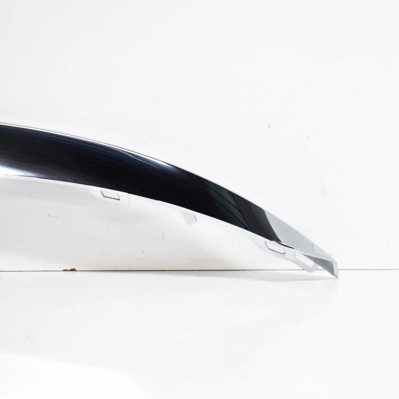 NEW MB E-CLASS C207 FRONT AMG BUMPER RIGHT CHROME MOLDING A2078850874 ORIGINAL