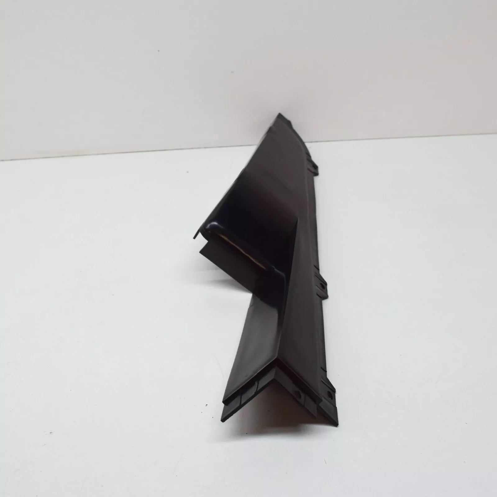 NEW BMW 3 E30 M3 COVERING RIGHT 51711933898 1933898 1992 ORIGINAL