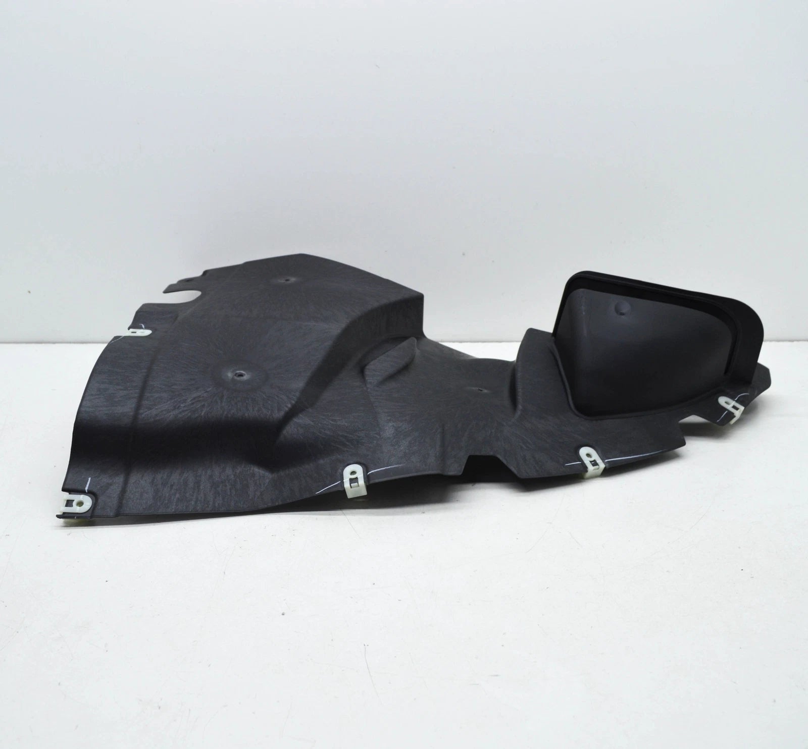 NEW BMW X6 G06 FRONT RIGHT WHEEL HOUSING COVER 51118092242 ORIGINAL