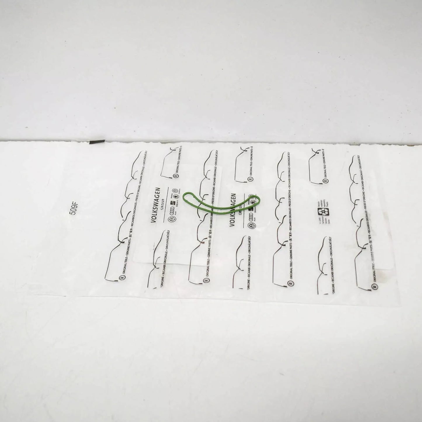 NEW AUDI A6 TIMING CHAIN GUIDE SEAL C7 079109139M ORIGINAL