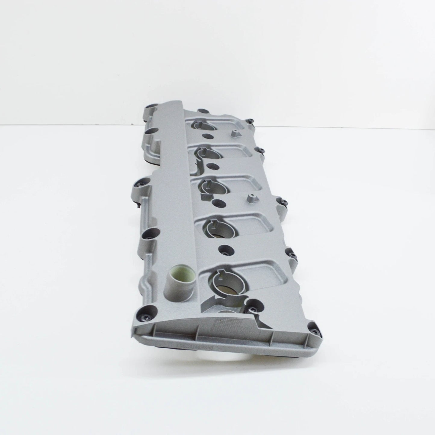 NEW AUDI R8 SPYDER 42 ENGINE RIGHT VALVE COVER 07L103472D ORIGINAL