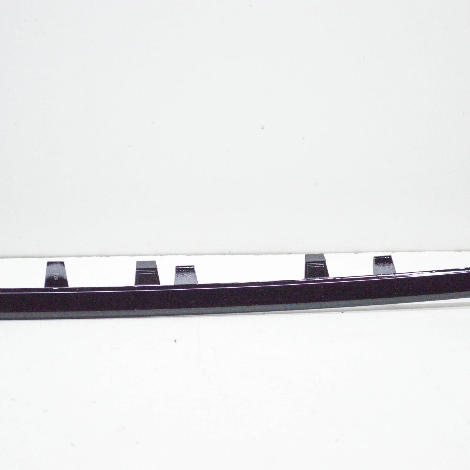 NEW AUDI Q3 F3 SPORTBACK FRONT BUMPER CENTER MOLDING 83A853643T94 ORIGINAL