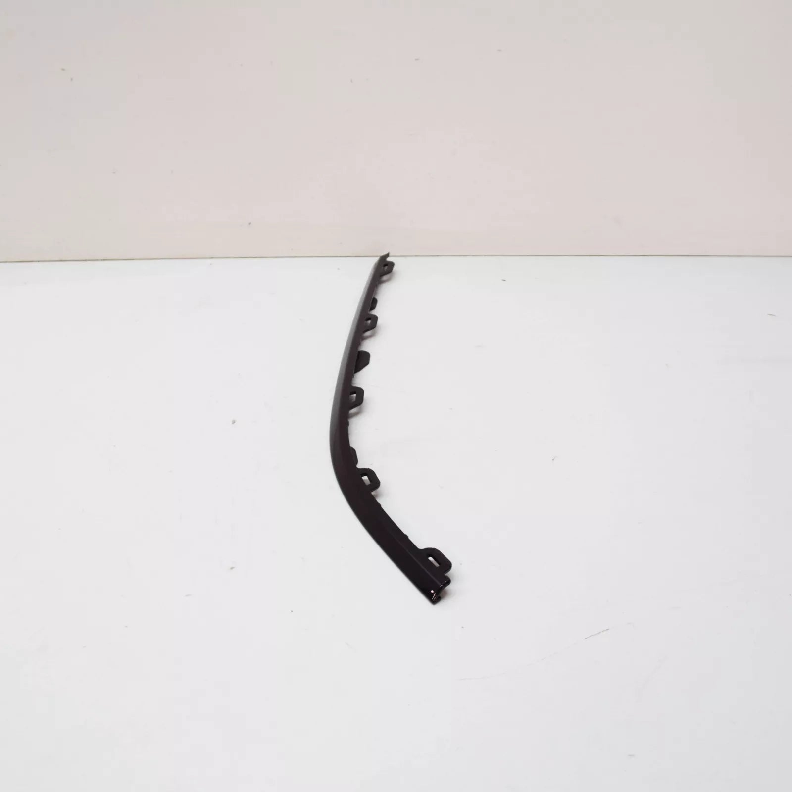 NEW VOLKSWAGEN GOLF MK7 FRONT BUMPER RIGHT COVER 5G0853764B041 ORIGINAL