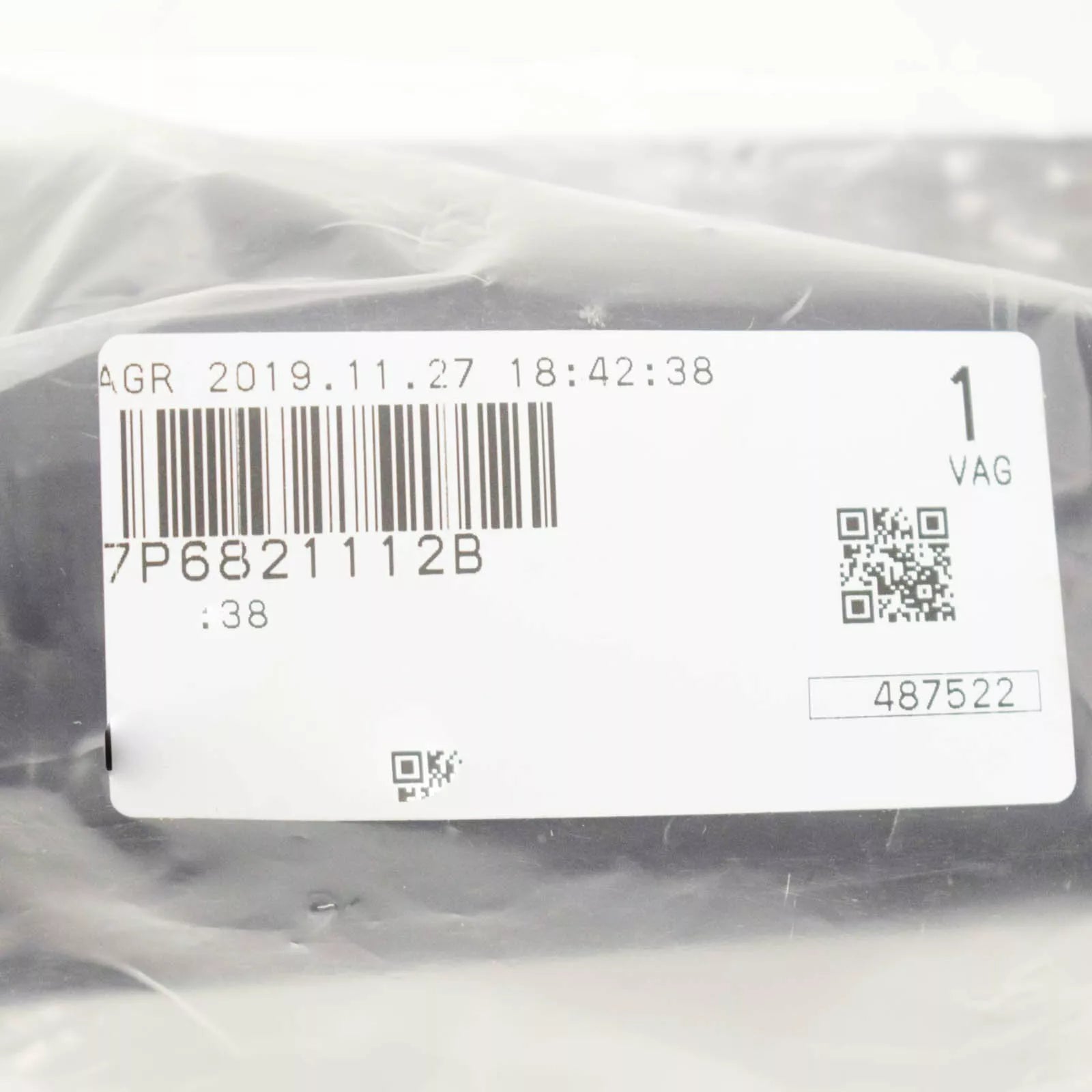 NEW VOLKSWAGEN TOUAREG 7P FENDER FILLER PANEL END PLATE 7P6821112B ORIGINAL