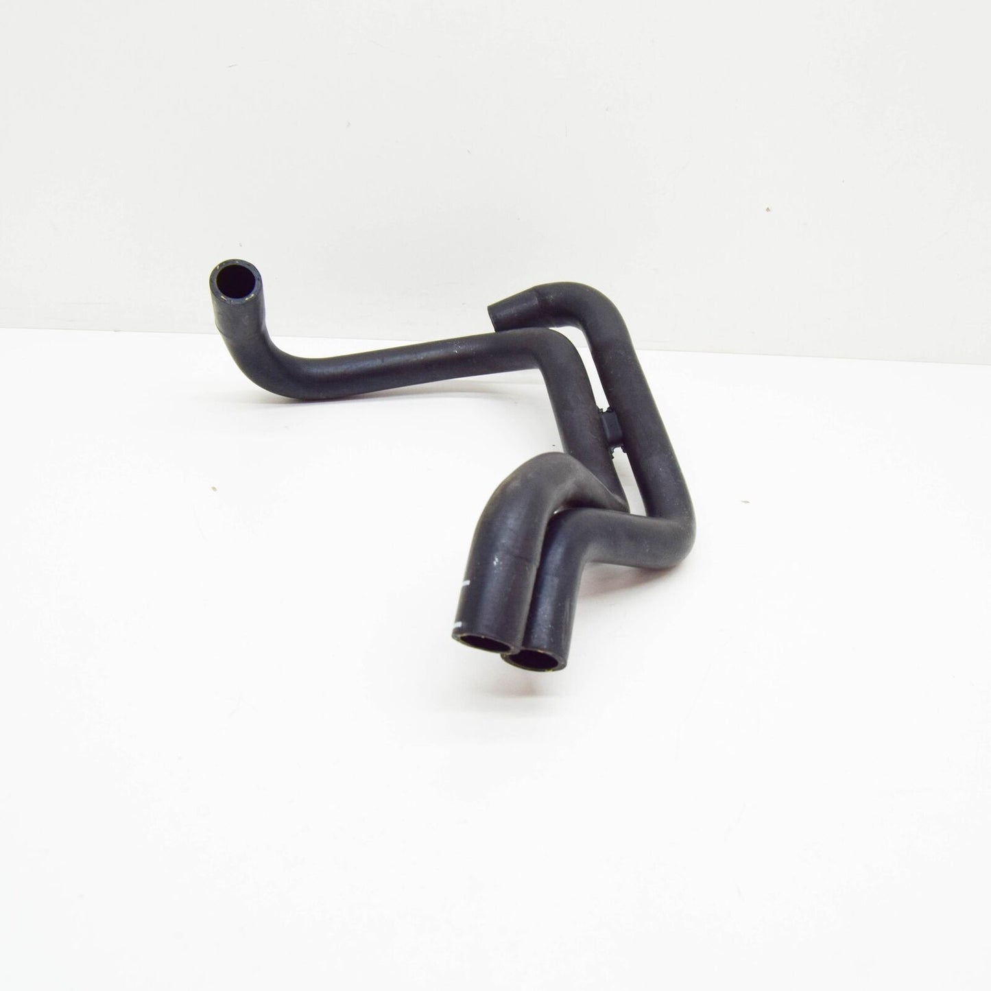 NEW VW GOLF VI 5K MK6 ENGINE COOLANT WATER HOSE 1K0122157JQ ORIGINAL