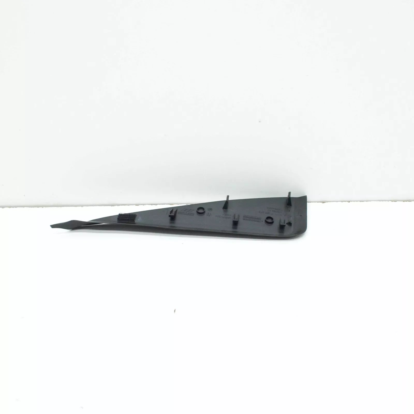 NEW BMW I8 I12 LEFT APRON COVER TRIM 51717387573 7387573 ORIGINAL