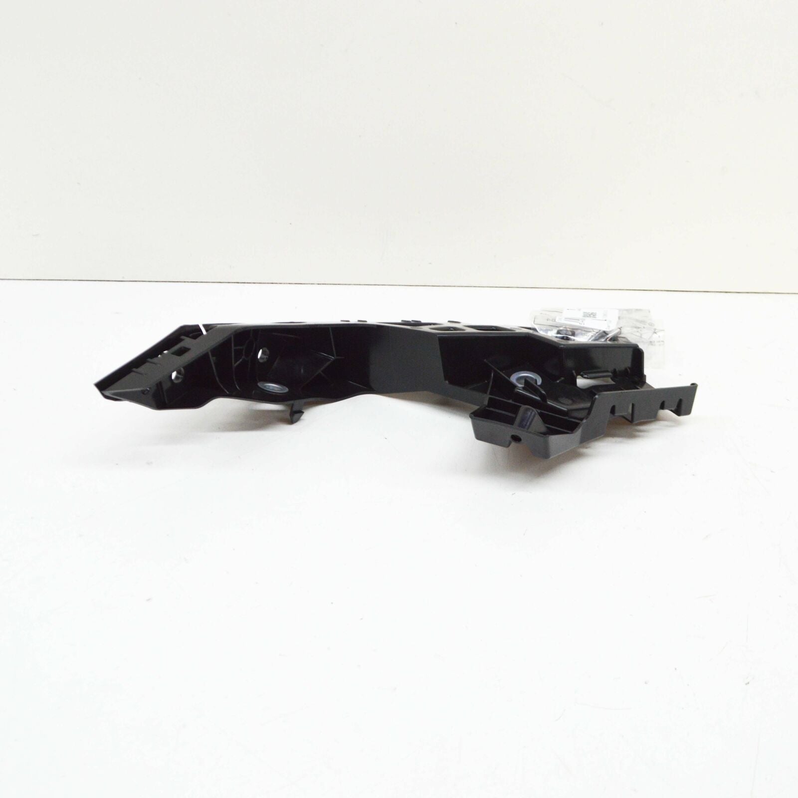 NEW VOLKSWAGEN GOLF MK8 CD1 FRONT RIGHT BUMPER BRACKET 5H0807050D ORIGINAL