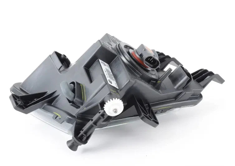 NEW VW JETTA A6 FRONT RIGHT FOG LIGHT 5C7941700R ORIGINAL