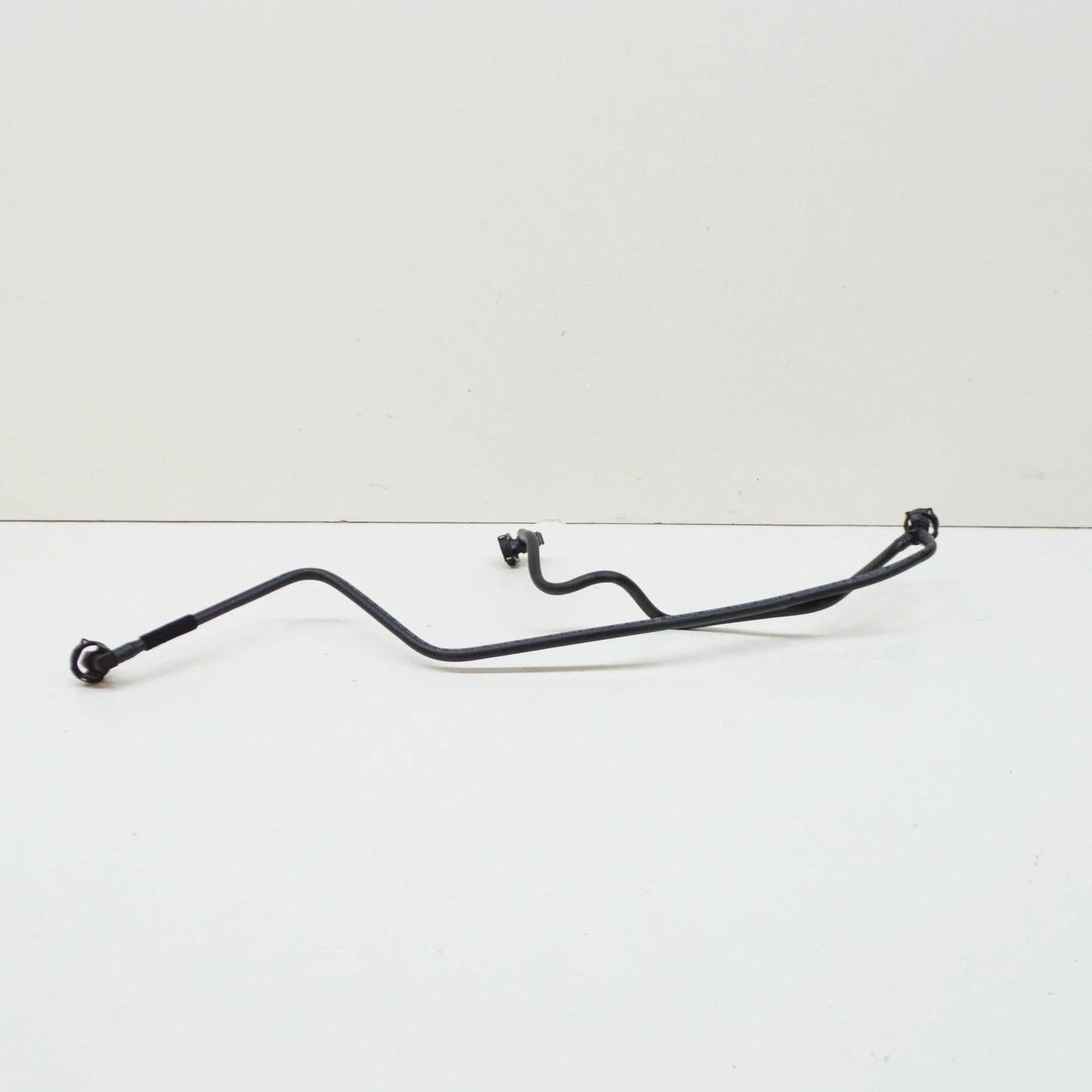 NEW MERCEDES-BENZ A W176 ENGINE COOLANT RESERVOIR HOSE A2465010325