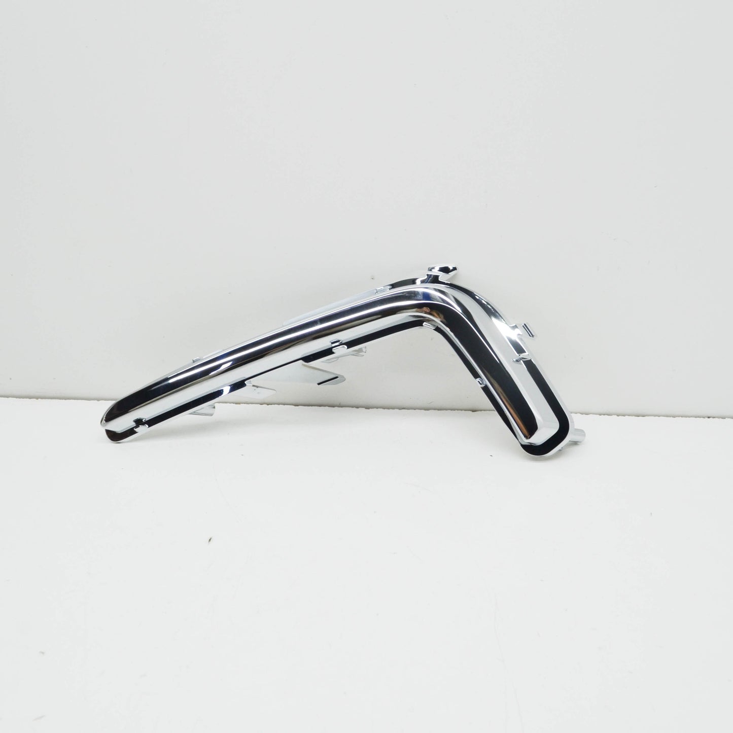 new ford mondeo mk5 front left fog lamp grille trim 2385484 original