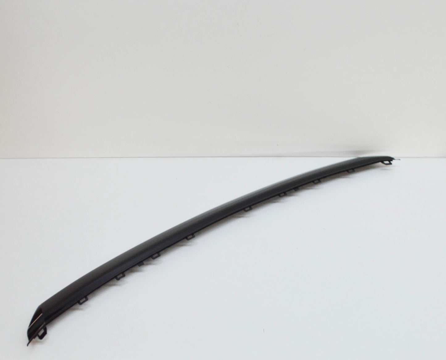 NEW VOLKSWAGEN JETTA A7 FRONT BUMPER CENTER TRIM 17A853053D041 ORIGINAL