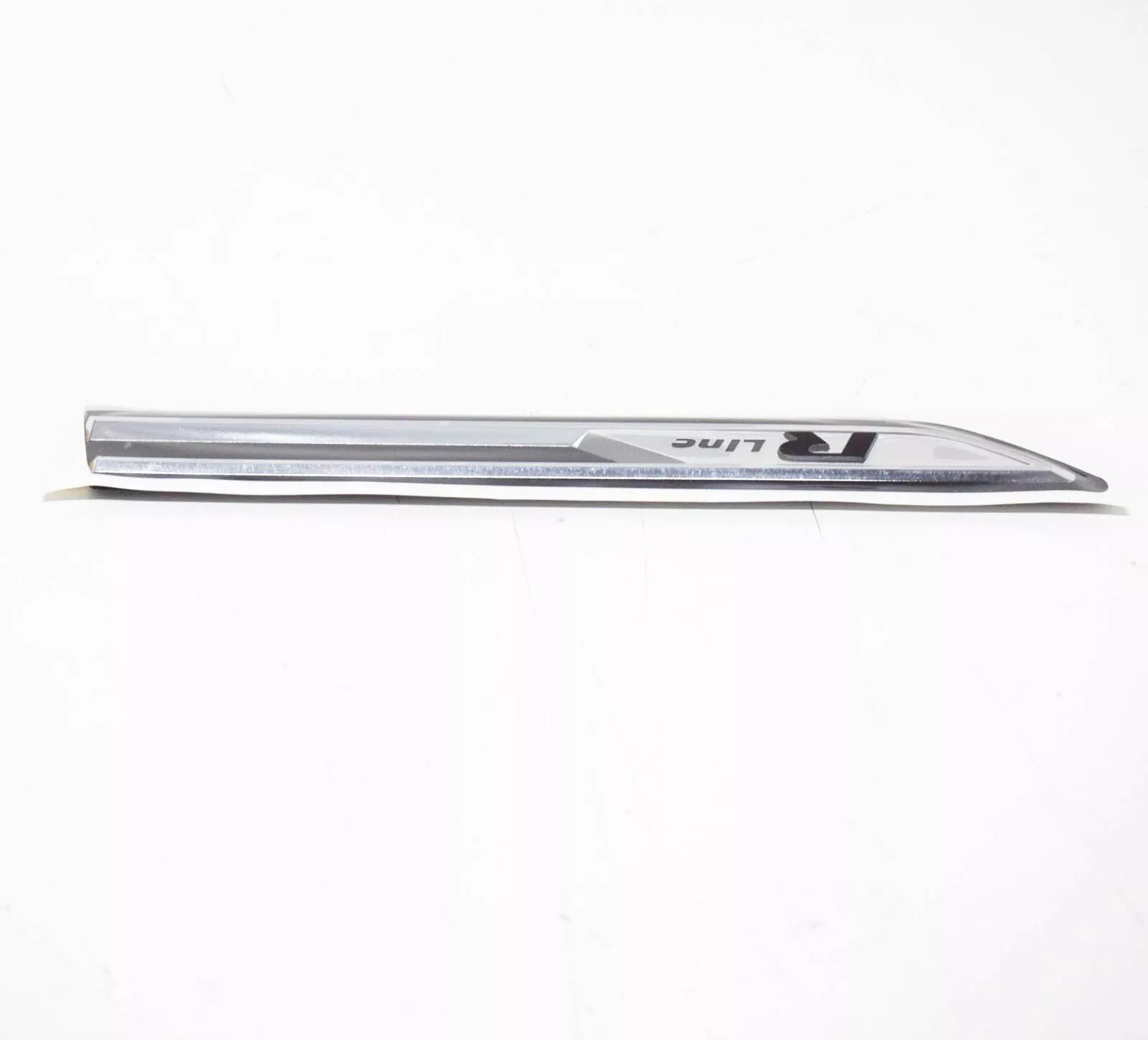 NEW VW ARTEON FRONT RIGHT DOOR EMBLEM R-LINE 3G8853688GDPJ