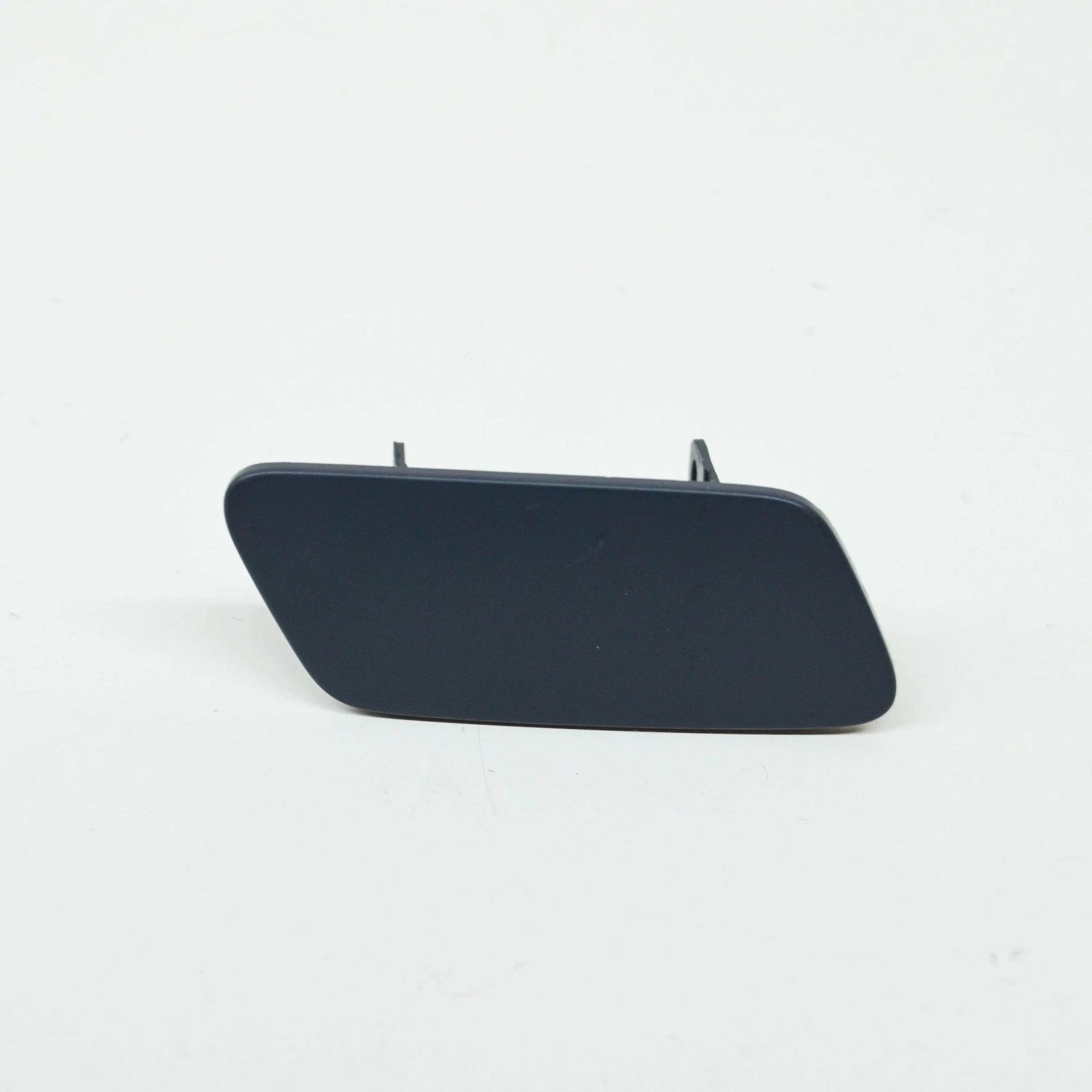 NEW VW PASSAT B7 RIGHT SIDE HEADLIGHT WASHER COVER CAP 3AA955110AGRU