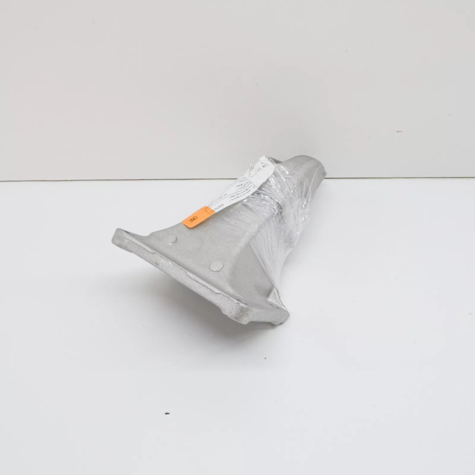 NEW BMW 3 E46 2.2I ENGINE MOUNT BRACKET LEFT 22111094697 ORIGINAL