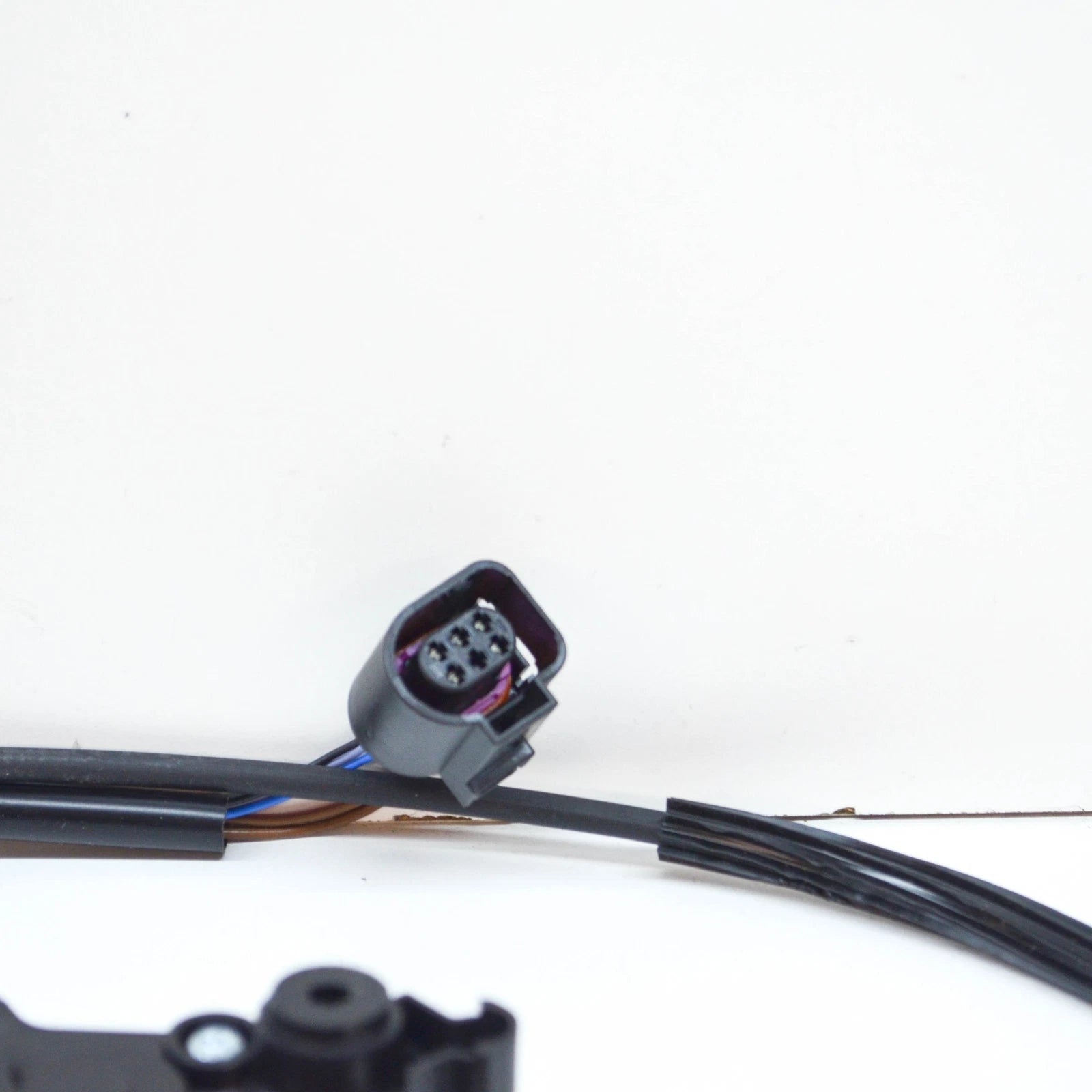 NEW VW TRANSPORTER T5 RIGHT SLIDING DOOR CONTROL LOCK RHD 7E0843654CF