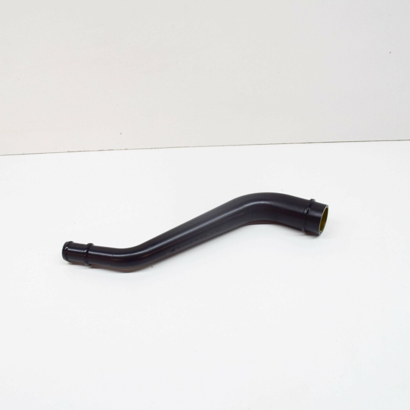 NEW VOLKSWAGEN TRANSPORTER T5 ENGINE CRANKCASE BREATHER LINE 06A103217C ORIGINAL