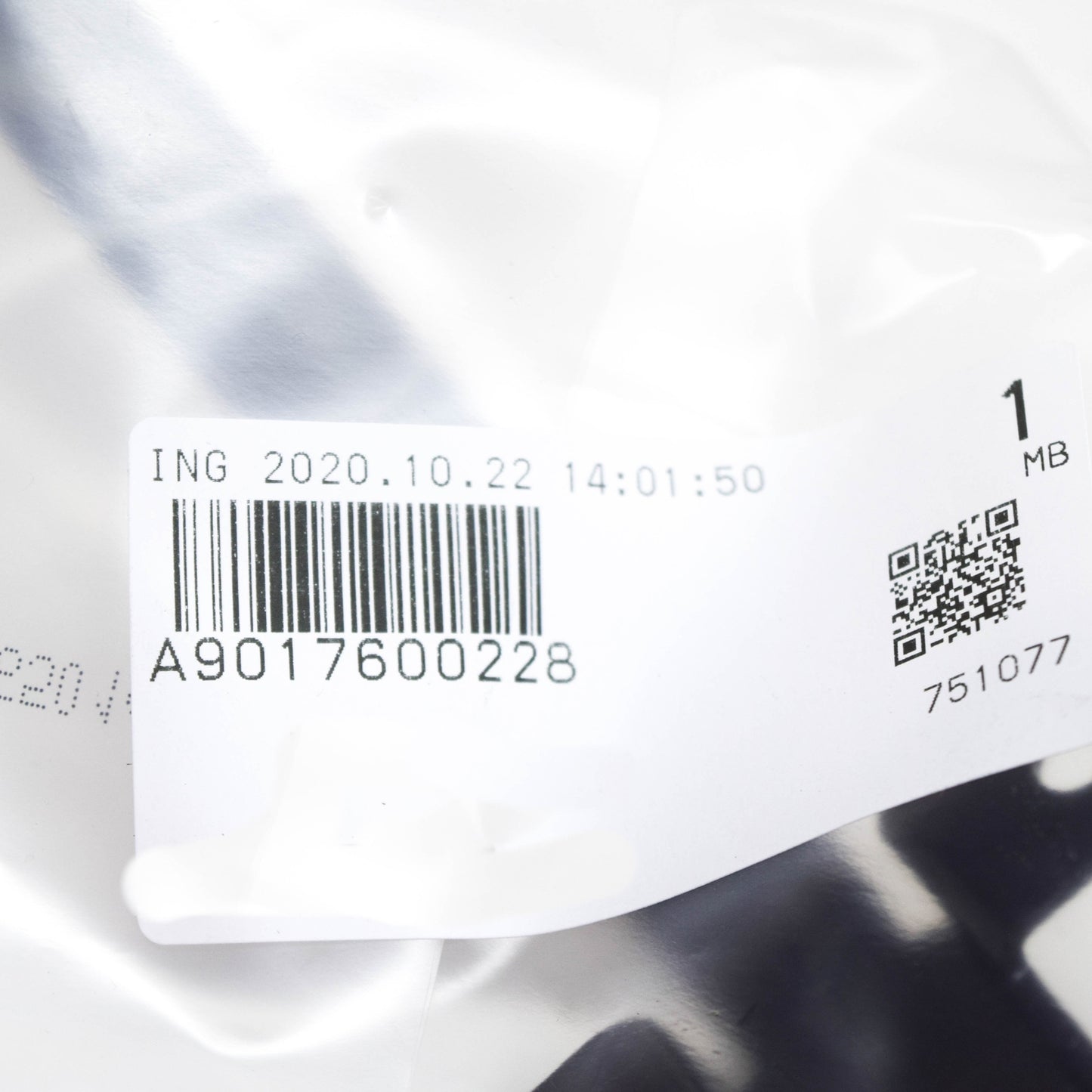 NEW MB SPRINTER 903 REAR PANEL DOOR PILLAR BRACKET A9017600228 ORIGINAL