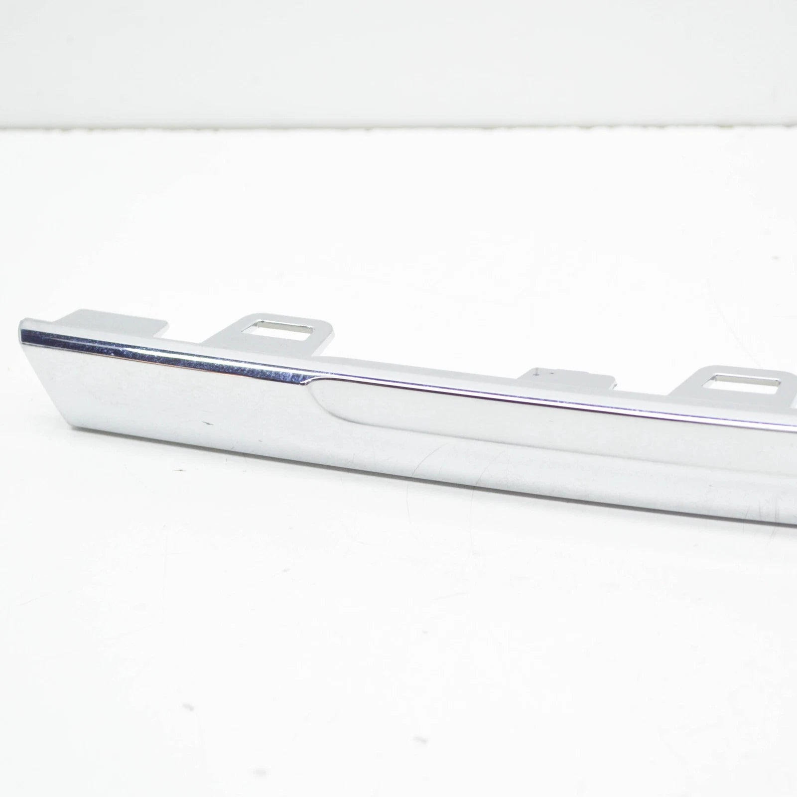 NEW VOLKSWAGEN TIGUAN AD REAR LEFT BUMPER MOLDING TRIM 5NN8538412ZZ