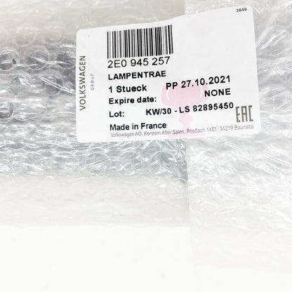 NEW VW CRAFTER 30-50 FURGON 2E REAR TAILLIGHT BULB HOLDER 2E0945257 ORIGINAL