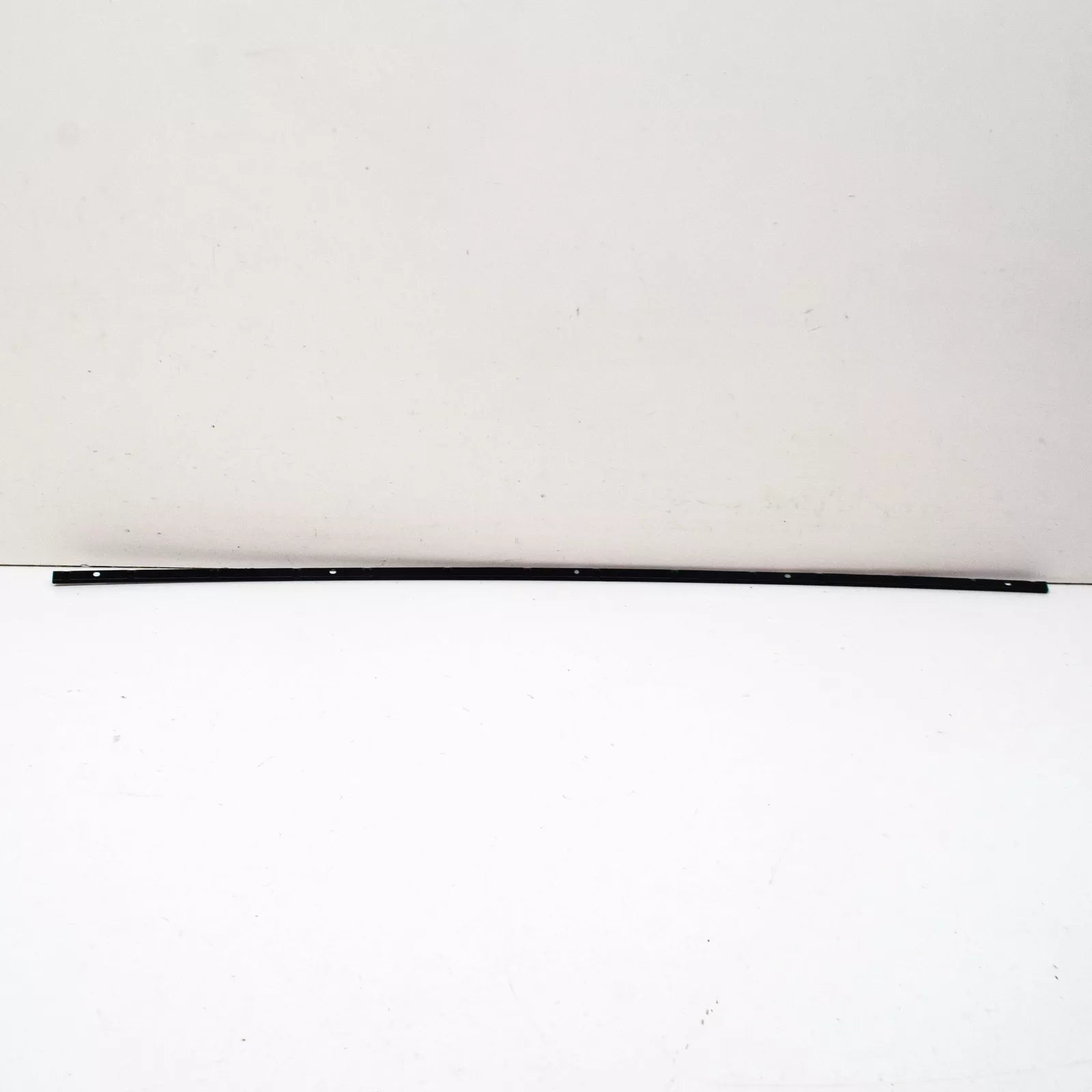 NEW VW GOLF MK7 5G FRONT WINDSHIELD RIGHT MOLDING BRACKET 5G0854542 ORIGINAL